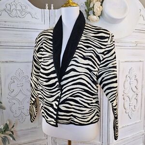New Identity Cream Black Zebra Tapestry Single Button Cropped Woven Jacket
